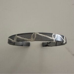 Anthropologie Eco-Resin and Jute Narrow Open Cuff in Grey and Beige Tan